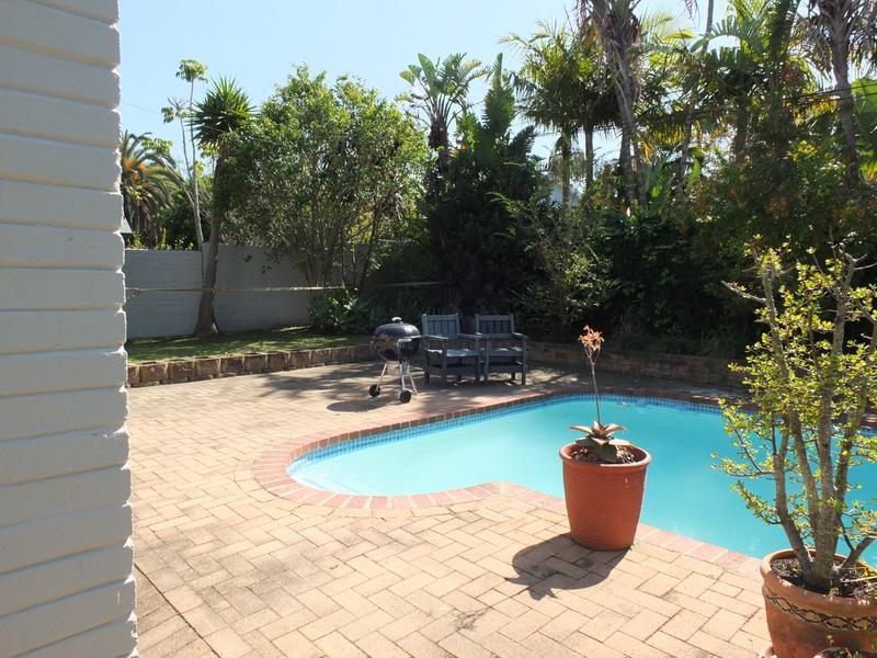 To Let 4 Bedroom Property for Rent in Dormehls Drift Western Cape